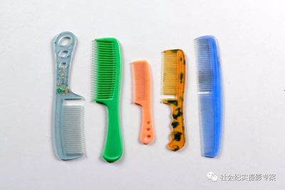 消失的青春見證 打工者日常用品里的時間烙印